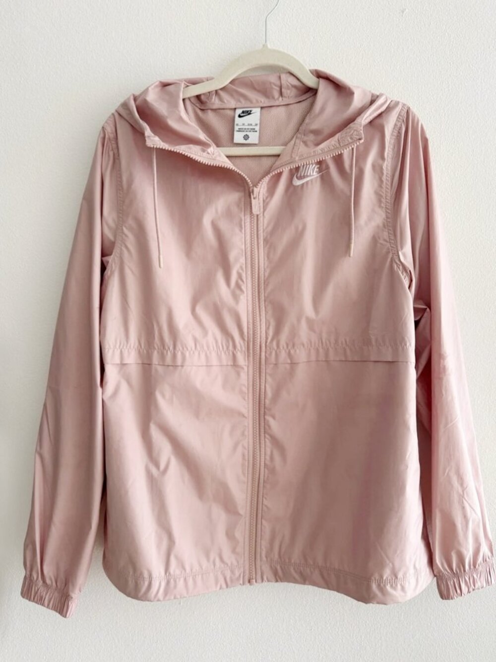 Nike Women’s Dusty Pink Hooded Windbreaker Jacket